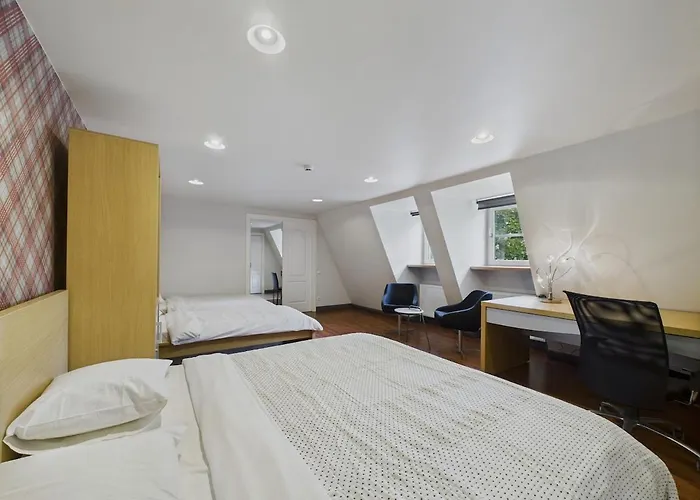 Budget Old Town Апартаменты