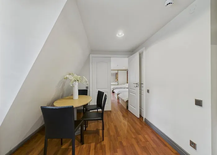 Апартаменты Budget Old Town